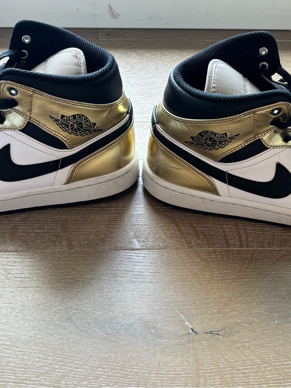 Nike Air Jordan 1 Mid White, Metallic Gold & Black - Picture 7 of 9